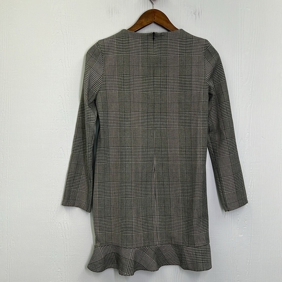 Zara - Houndstooth Plaid Long Sleeve Ruffle Bottom Mini Dress Size Medium - Picture 10 of 12
